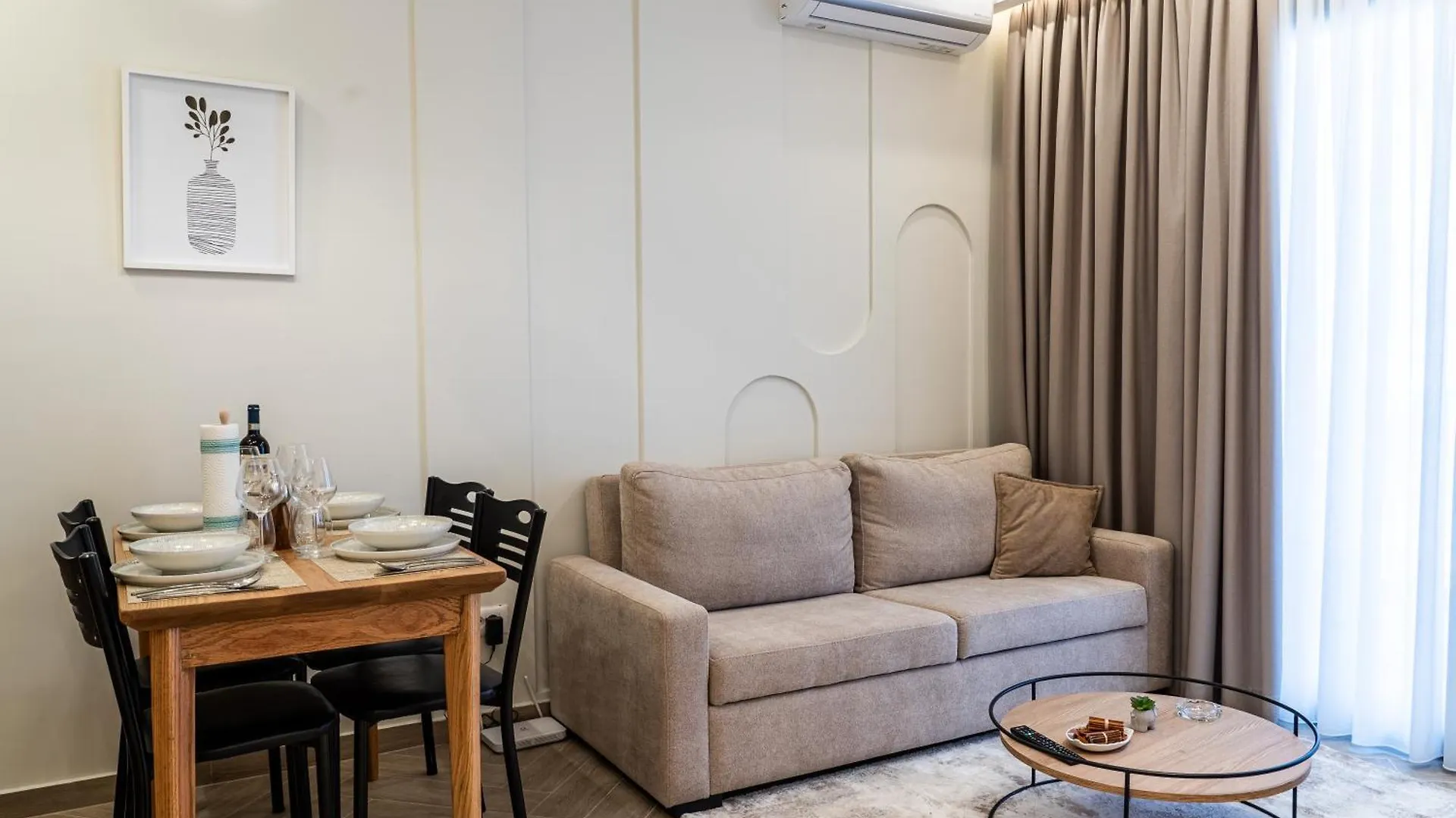 Progarden Luxury Apartments Tirana 0*,  Albania