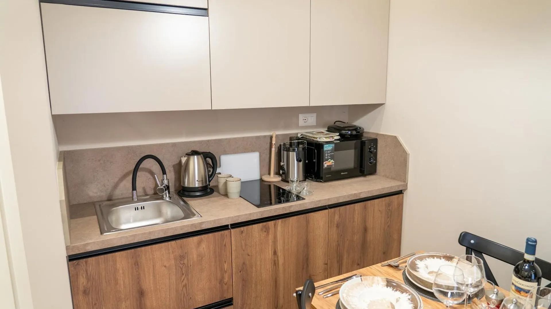 Progarden Luxury Apartments Tirana 0*,  Albania